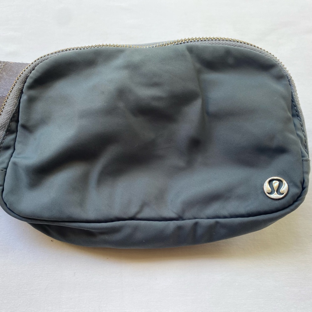 Lululemon Everywhere Belt Bag Blue/Greyish Fannypack